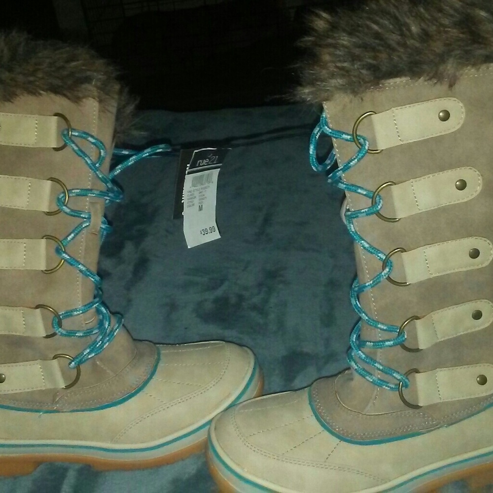 Rue 21 Winter Boots